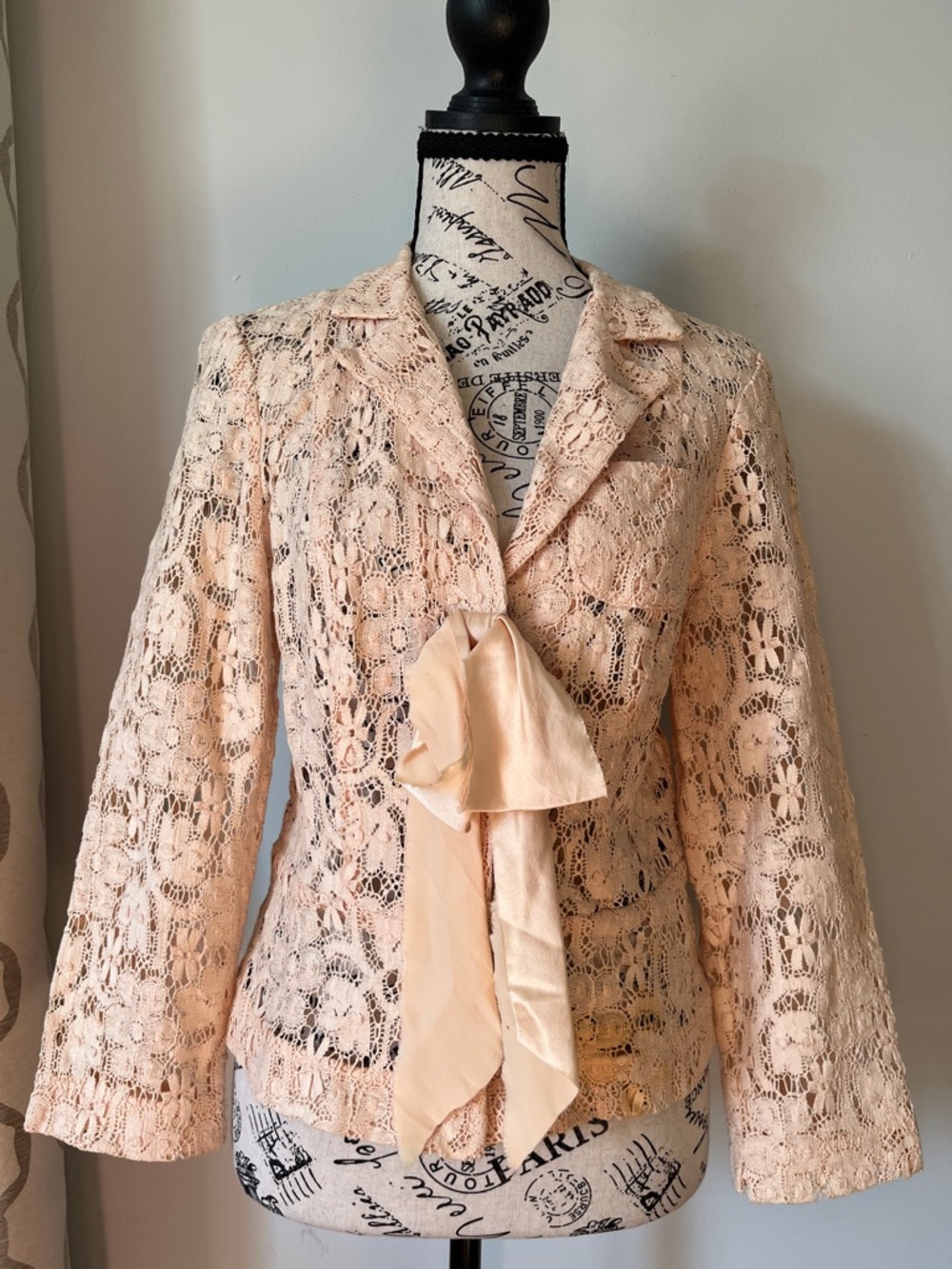 Vintage soft pink floral lace babydoll button up blazer womens 10 fits Medium